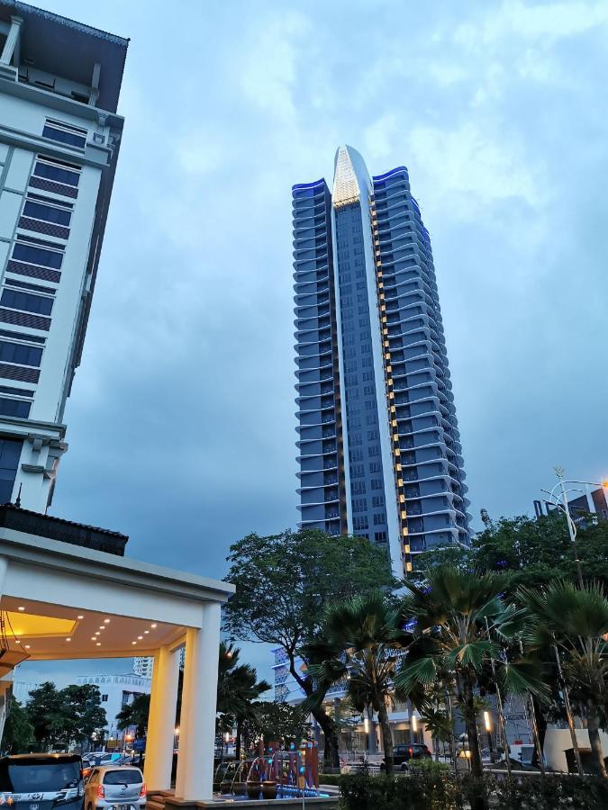 Free Netflix! Zas Suite At Troika Residence, Kb Kota Bharu Exteriér fotografie